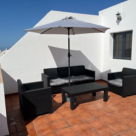 Atico Estacion Apartment Аресифе Екстериор снимка